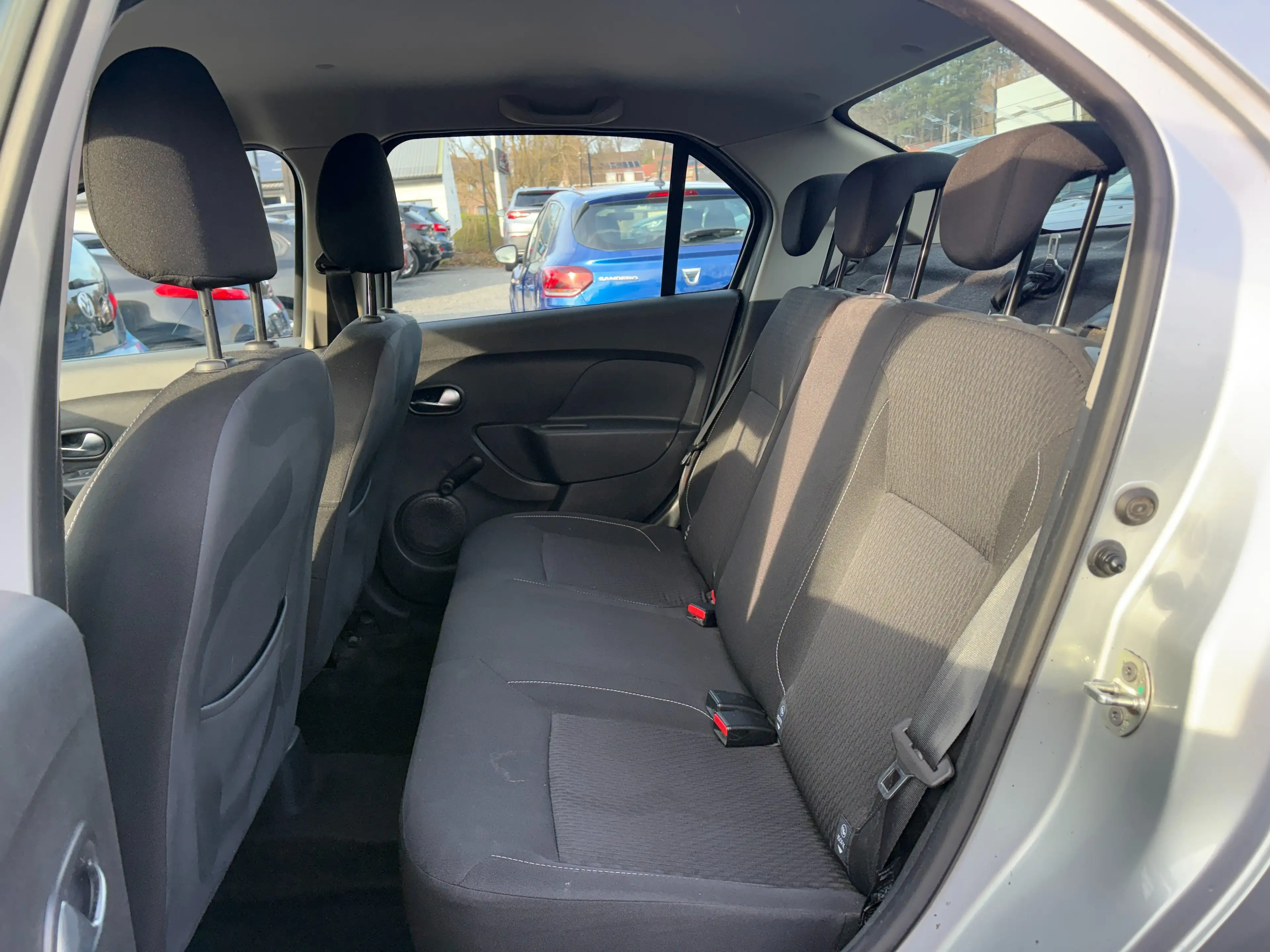 Dacia Logan 0.9 TCe Lauréate - EU6D - GARANTIE 1AN - — photo 9