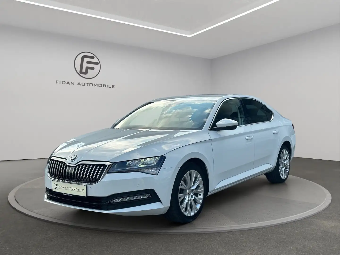 Skoda Superb Lim.*Virtual*Memory*Kamera*LED*Apple*ACC* Weiß - 1