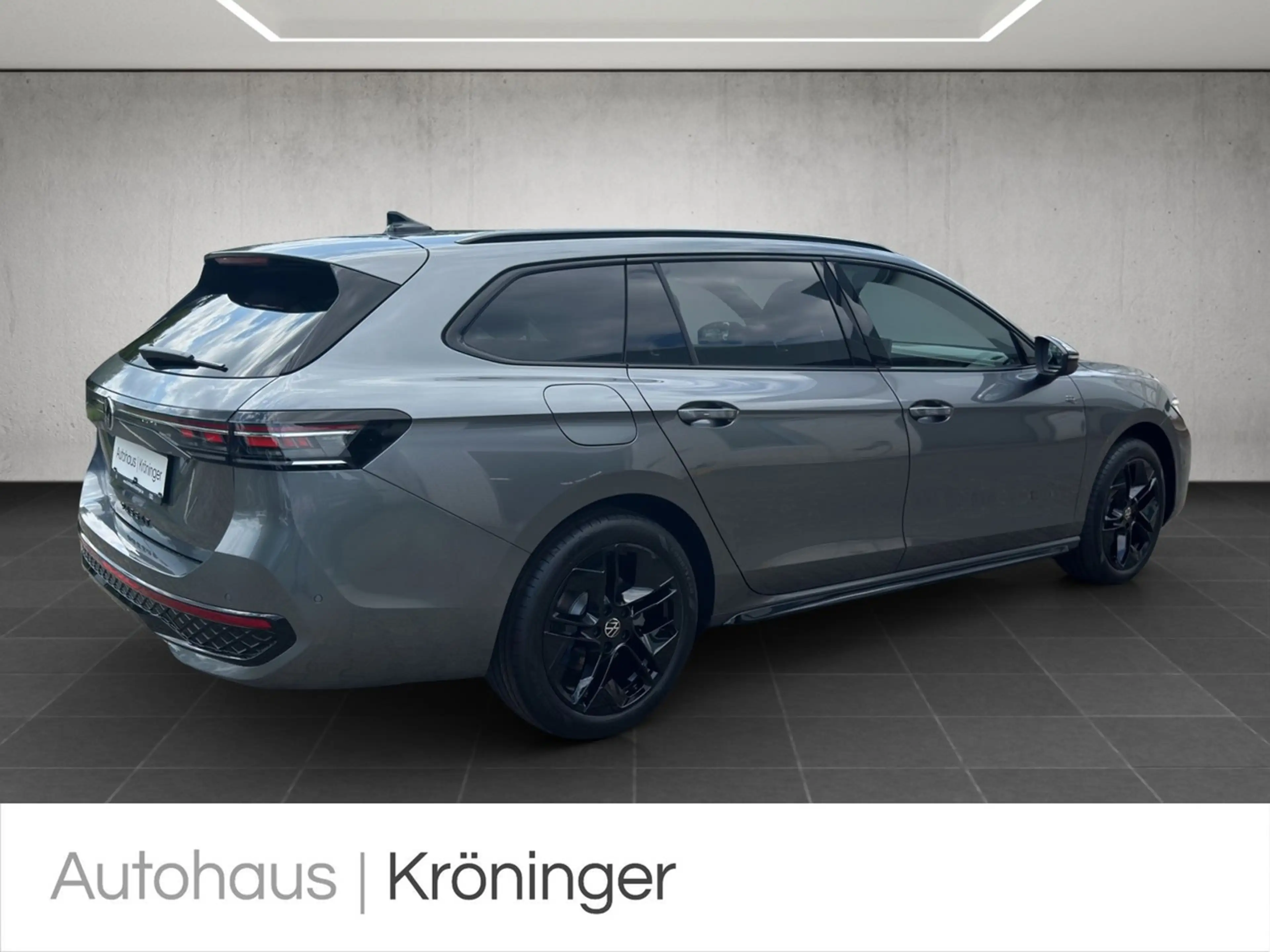 Volkswagen Passat Variant 2.0 TDI DSG R-line AHK ACC HUD — photo 2