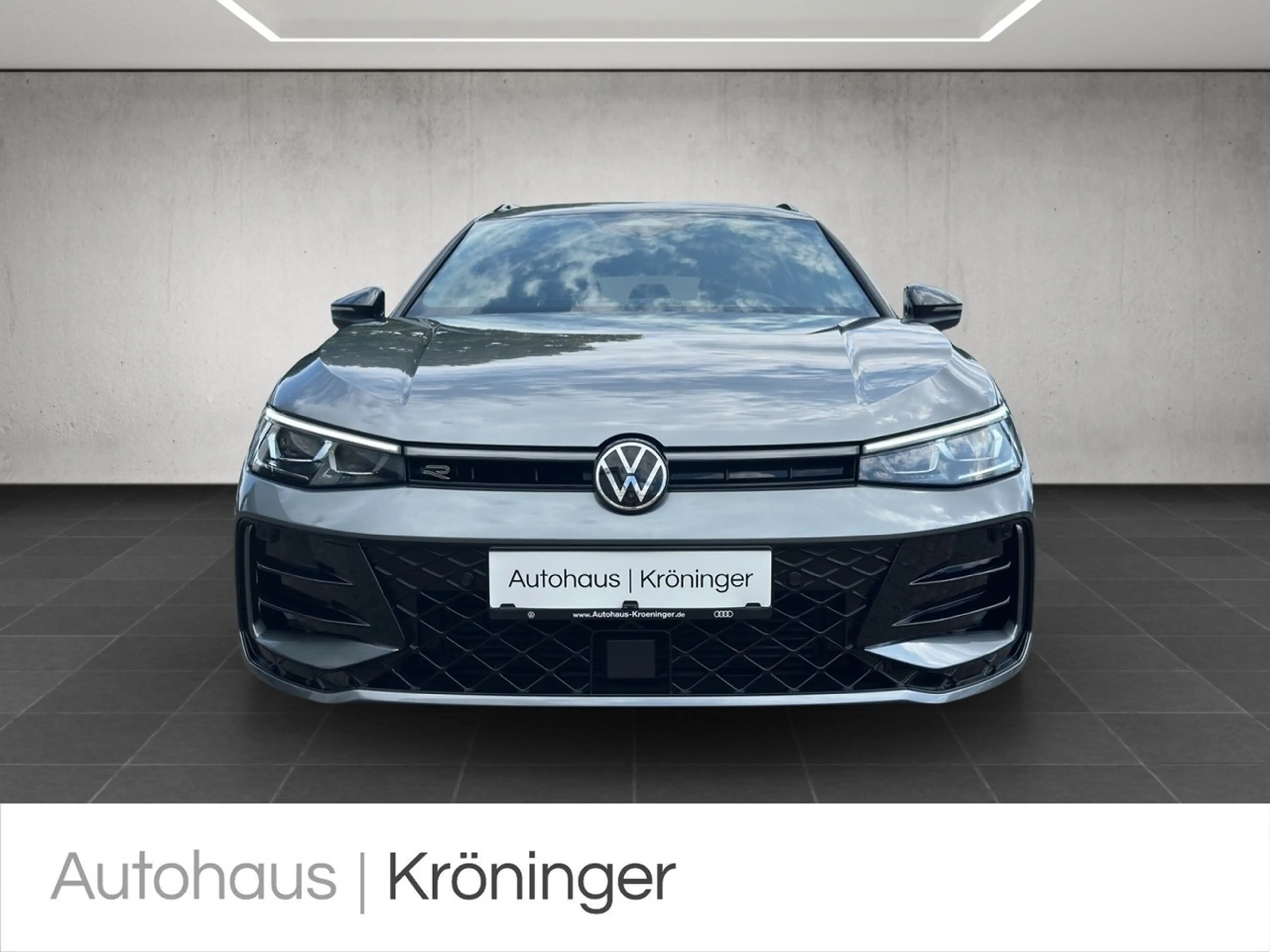 Volkswagen Passat Variant 2.0 TDI DSG R-line AHK ACC HUD — photo 5