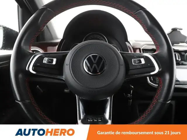 Volkswagen Up! view 19
