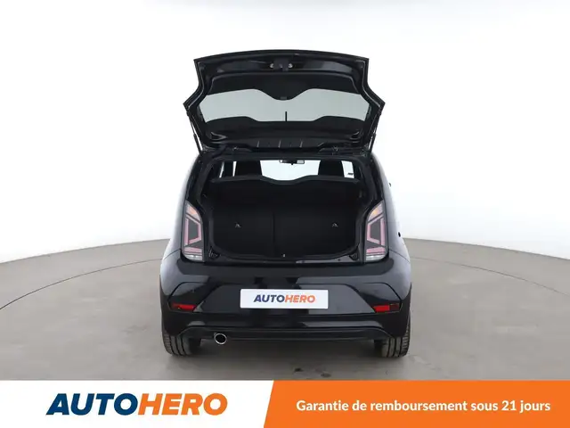 Volkswagen Up! view 16
