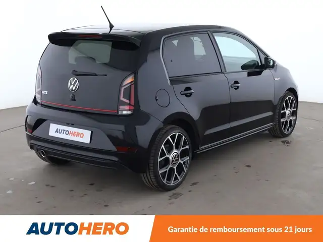 Volkswagen Up! view 6