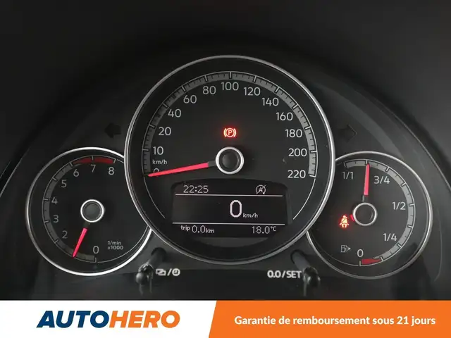 Volkswagen Up! view 22