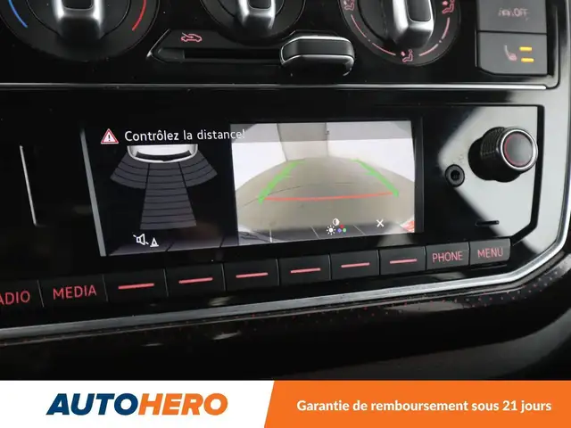 Volkswagen Up! view 27
