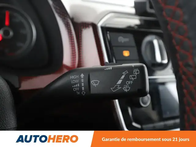 Volkswagen Up! view 21