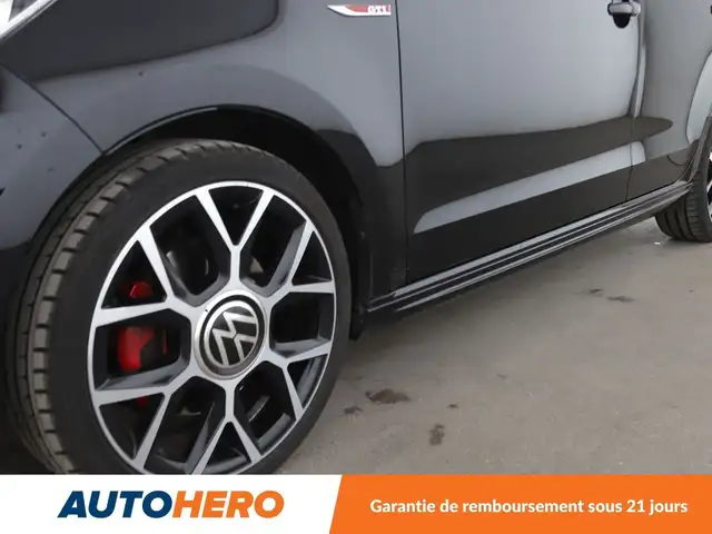 Volkswagen Up! view 30