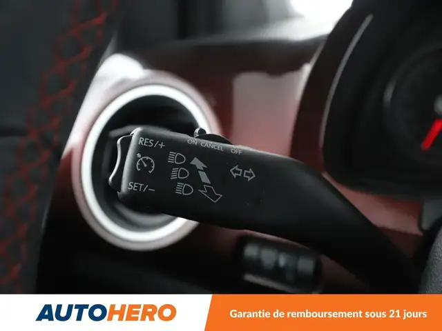Volkswagen Up! view 20