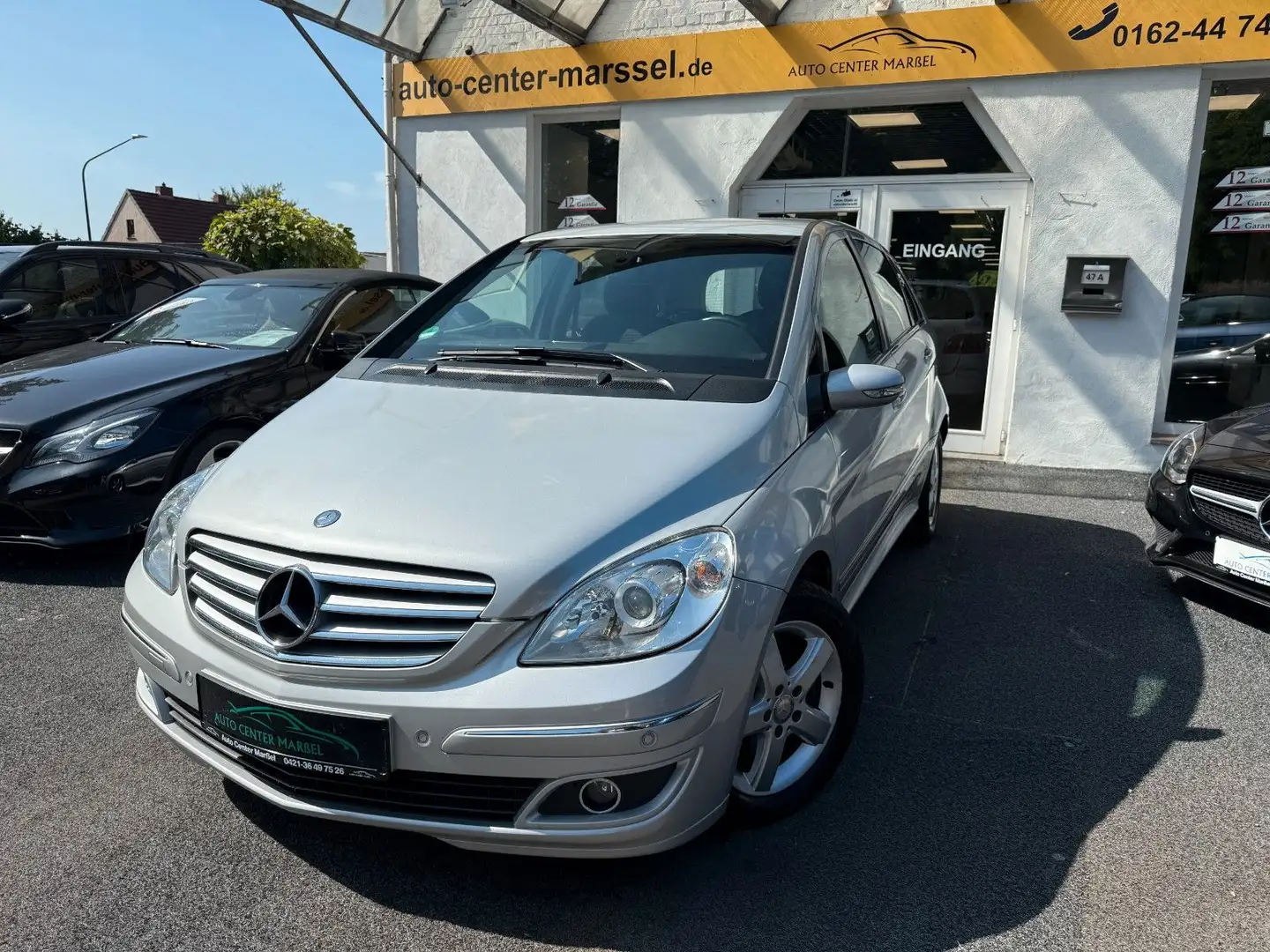 Mercedes-Benz B 180 CDI KLIMA/ALU/NAVI/PDC/SHZ/TEMPOMAT Silber - 1