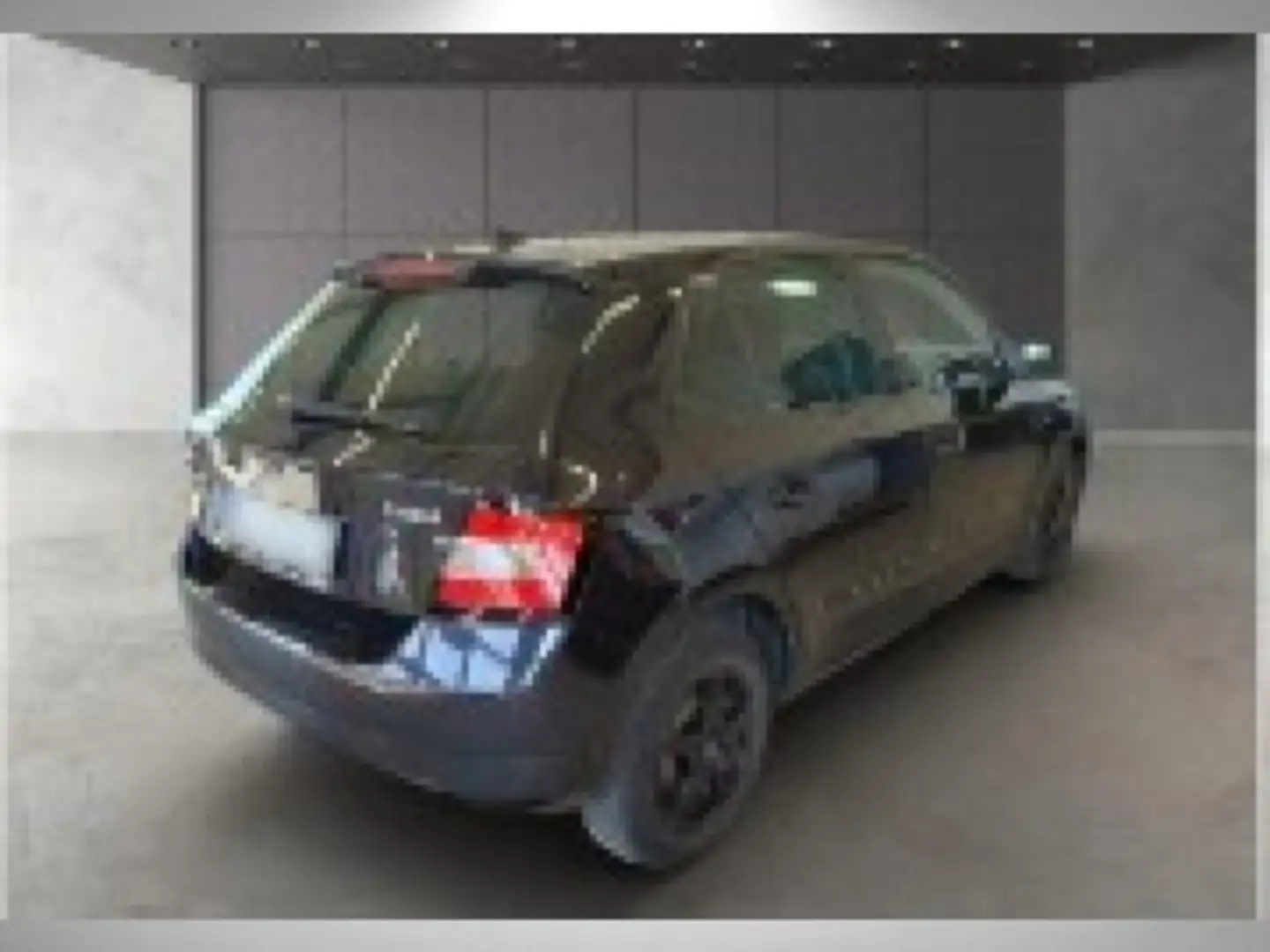 Skoda Fabia Clever 1.0 MPI Klimaauto PDC v+h SHZ Nero - 2