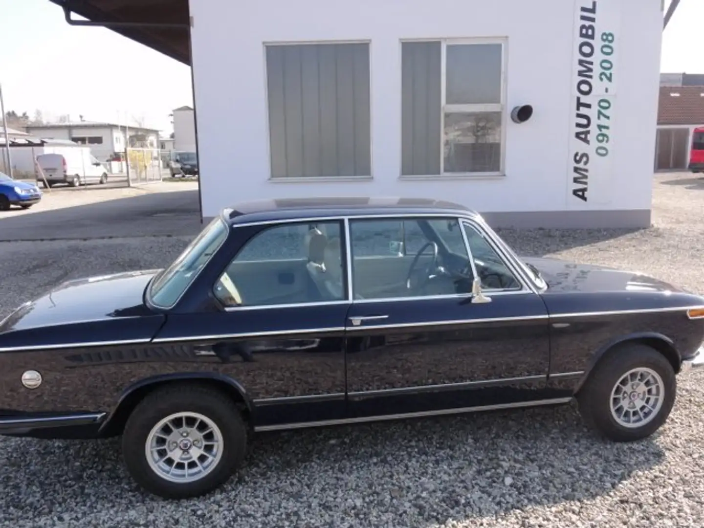 BMW 2002 1602 ex Italia Sammlerfahrzeug Azul - 1