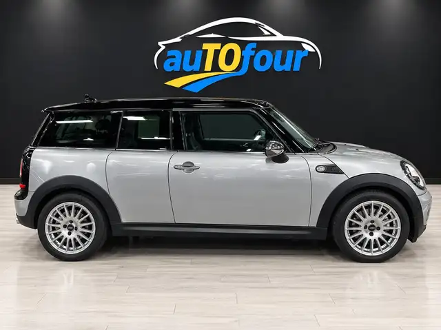 Mini Clubman view 3
