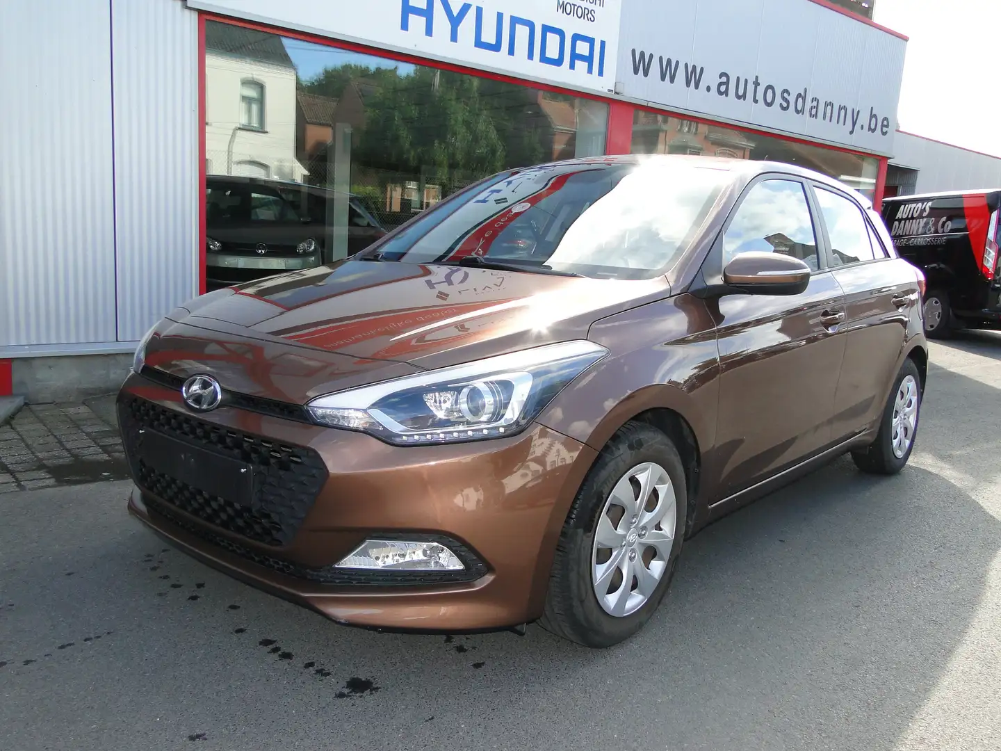 Hyundai i20 i20 1.2 airco bluetooth Marrón - 1