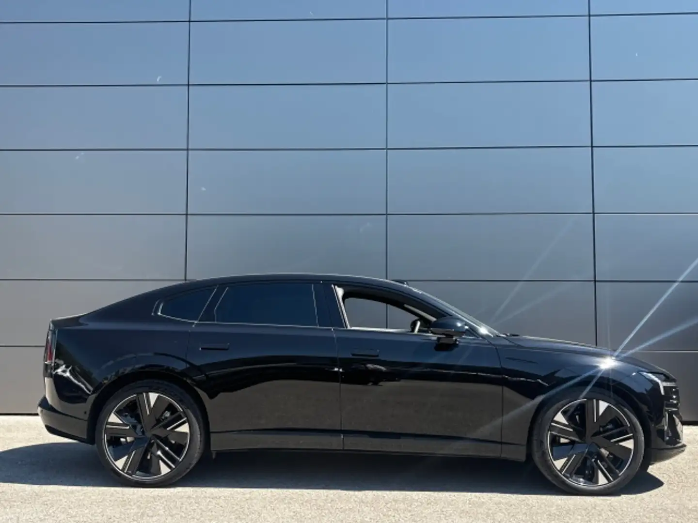 Volvo ES90 Single Motor Extended Range ULTRA Schwarz - 2