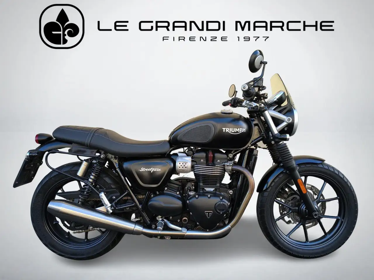 Triumph Street Twin