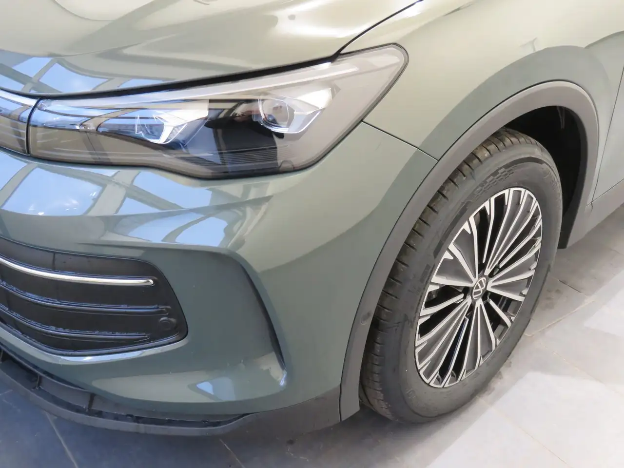 Volkswagen Tiguan Friends TDI DSG 2