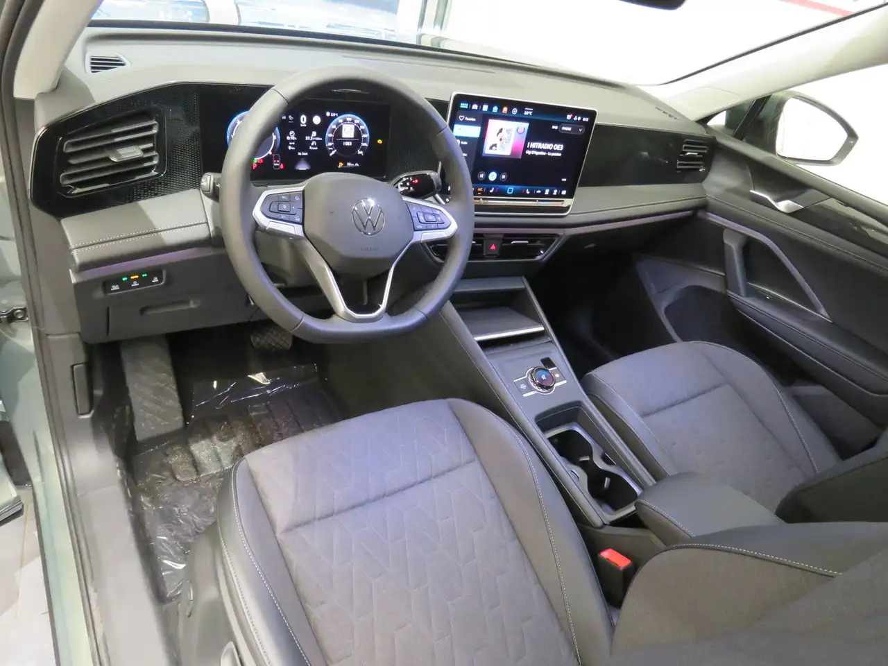 Volkswagen Tiguan Friends TDI DSG 4