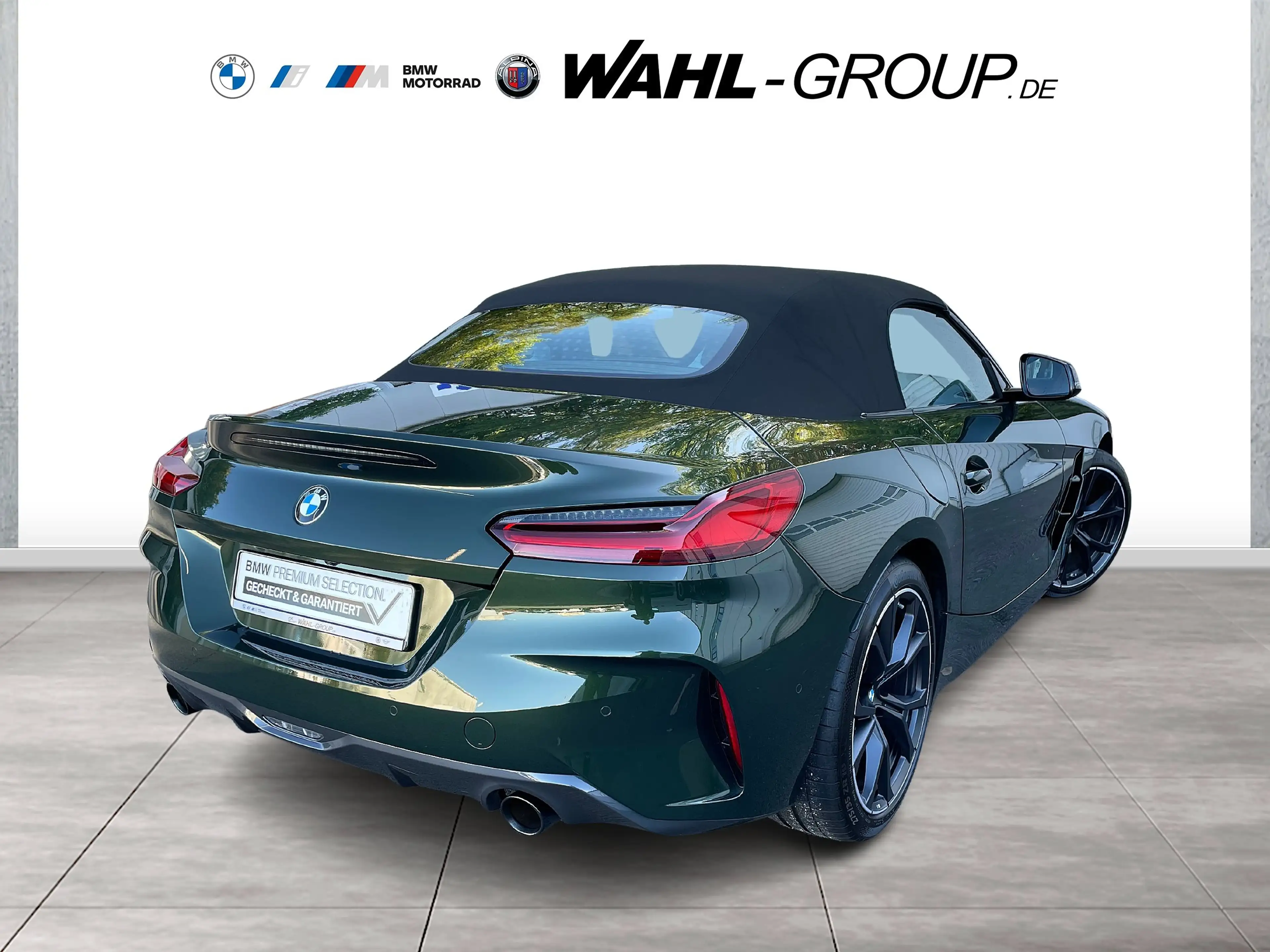 BMW Z4 sDrive30i — photo 4