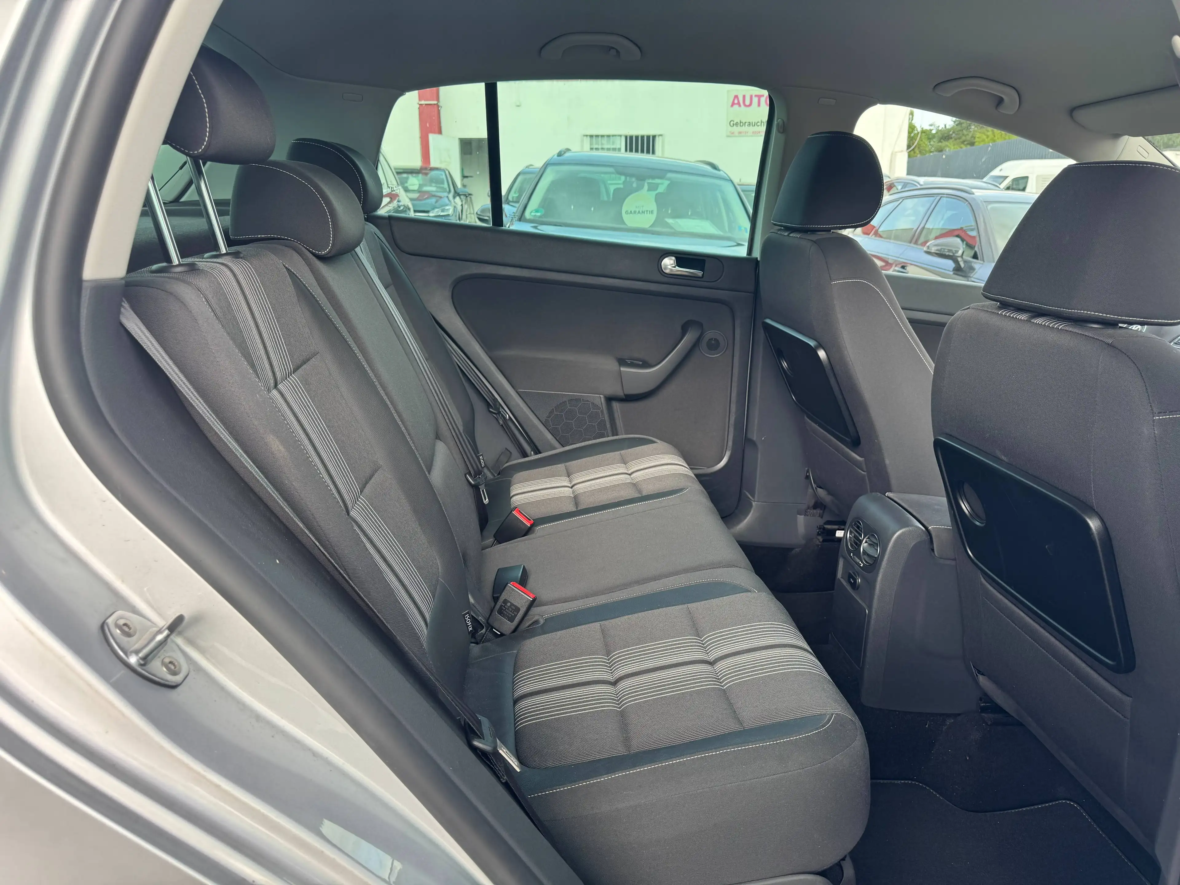 Volkswagen Golf Plus Match 1.4 AUTOMATIK*NAVI*TEMPOMAT*EINPARKHILFE VORNE+HINTEN*ALLWETTERREIFEN KEYLESS*TOP ZUSTAND* — photo 20