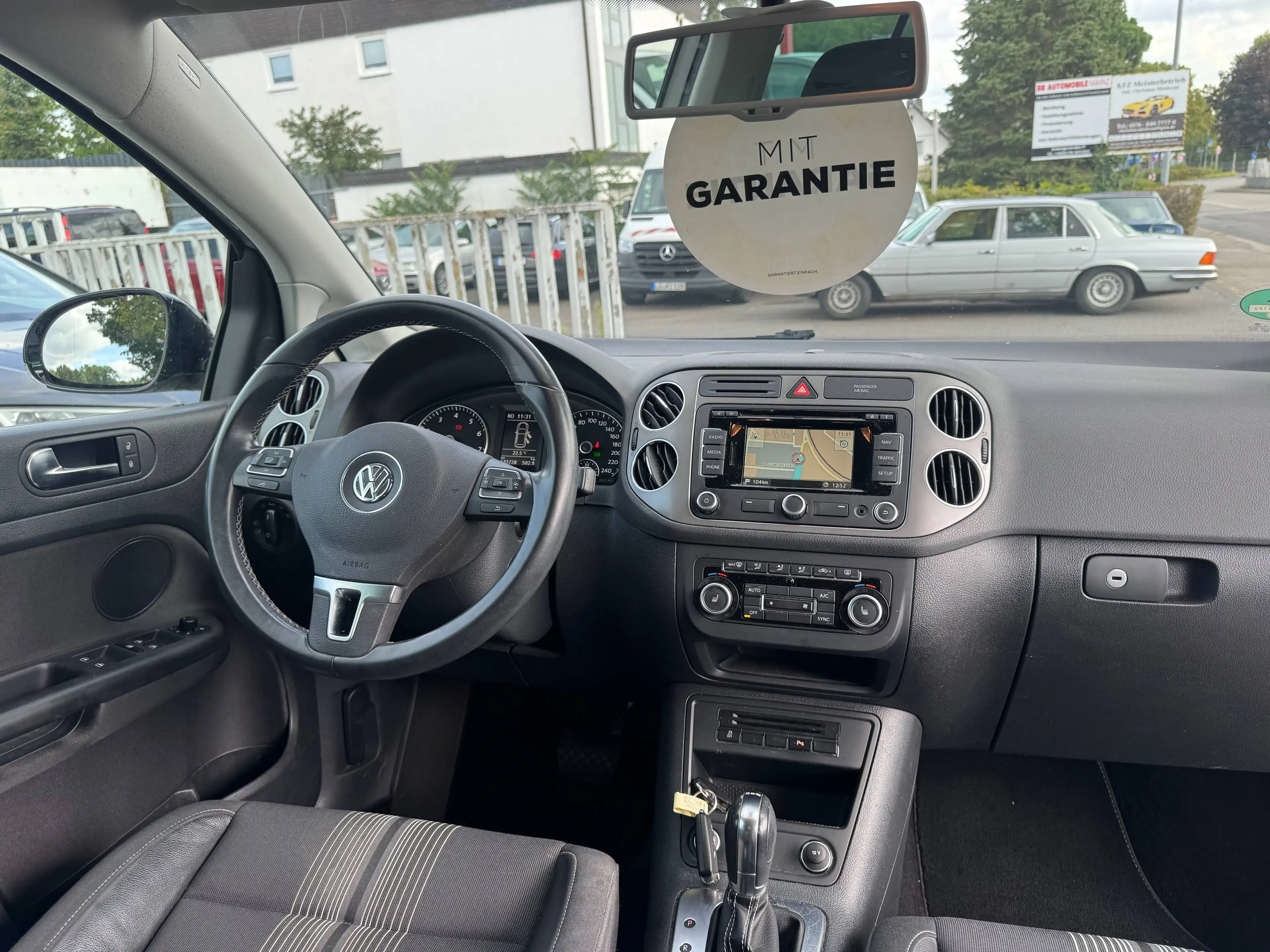 Volkswagen Golf Plus Match 1.4 AUTOMATIK*NAVI*TEMPOMAT*EINPARKHILFE VORNE+HINTEN*ALLWETTERREIFEN KEYLESS*TOP ZUSTAND* — photo 11