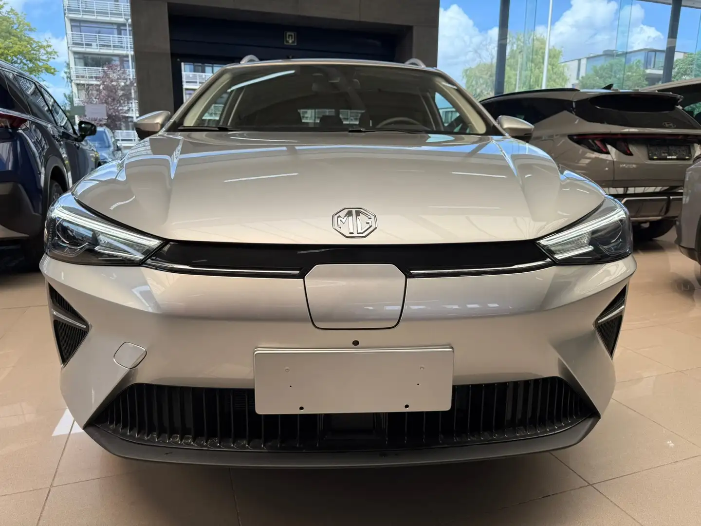 MG MG5 61 kWh LUXURY+LEDER/306° CAMERA/EL.ZETEL-NIEUW Argintiu - 2