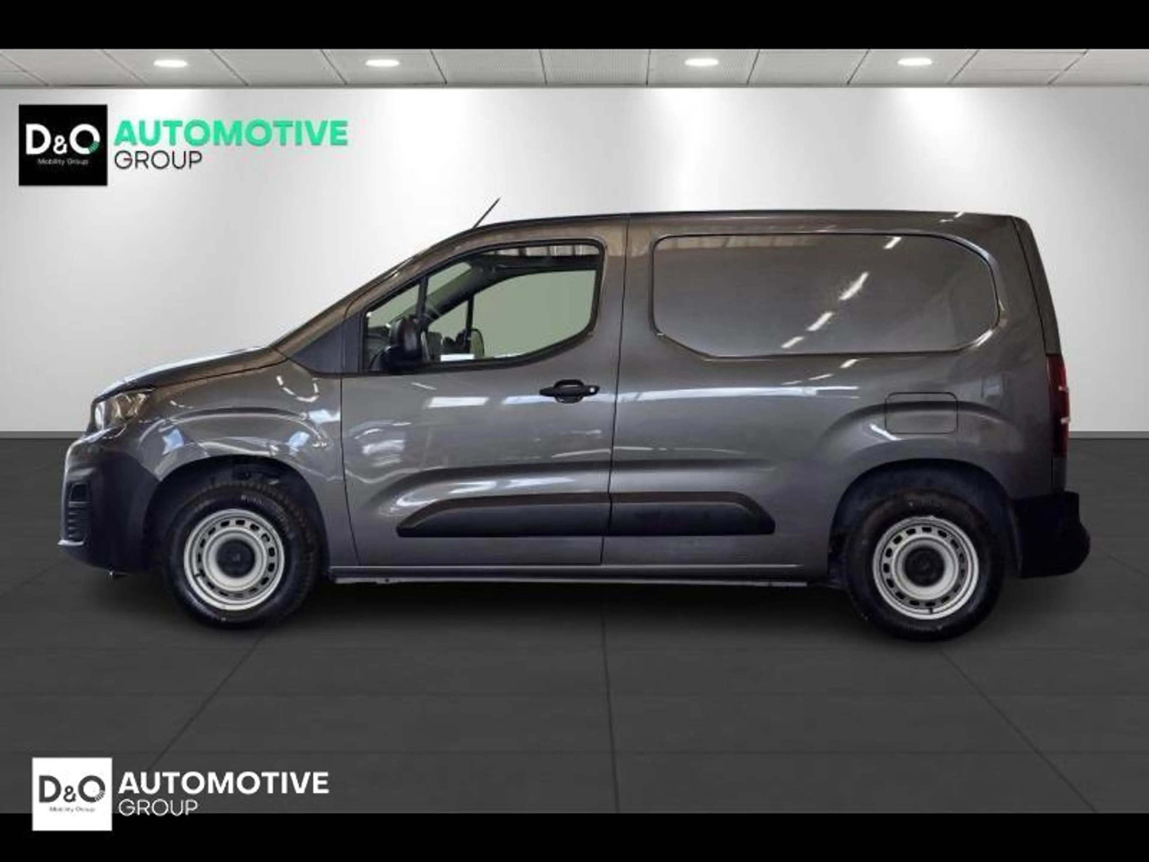 Peugeot Partner Premium trekhaak 3-zit — photo 6