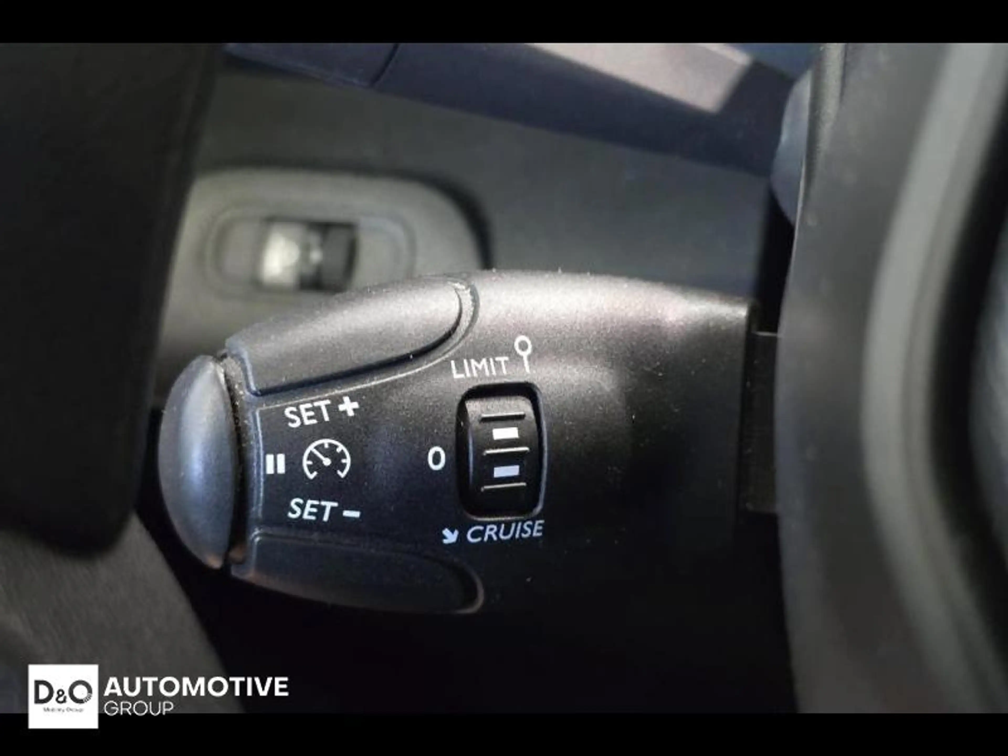 Peugeot Partner Premium trekhaak 3-zit — photo 19