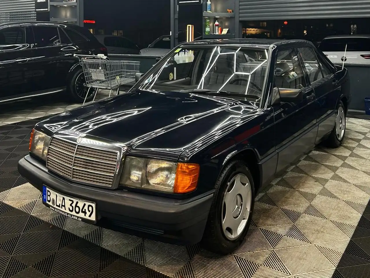 Mercedes-Benz 190 E 1.8, foto 1