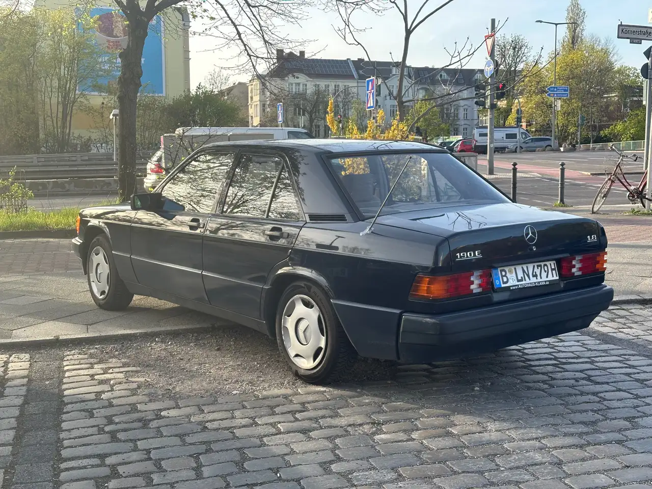 Mercedes-Benz 190 E 1.8, foto 4
