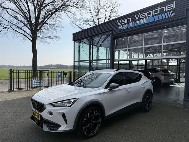 CUPRA Formentor VZ E-HYBRID 1.4 e-Hyb VZ Perf.