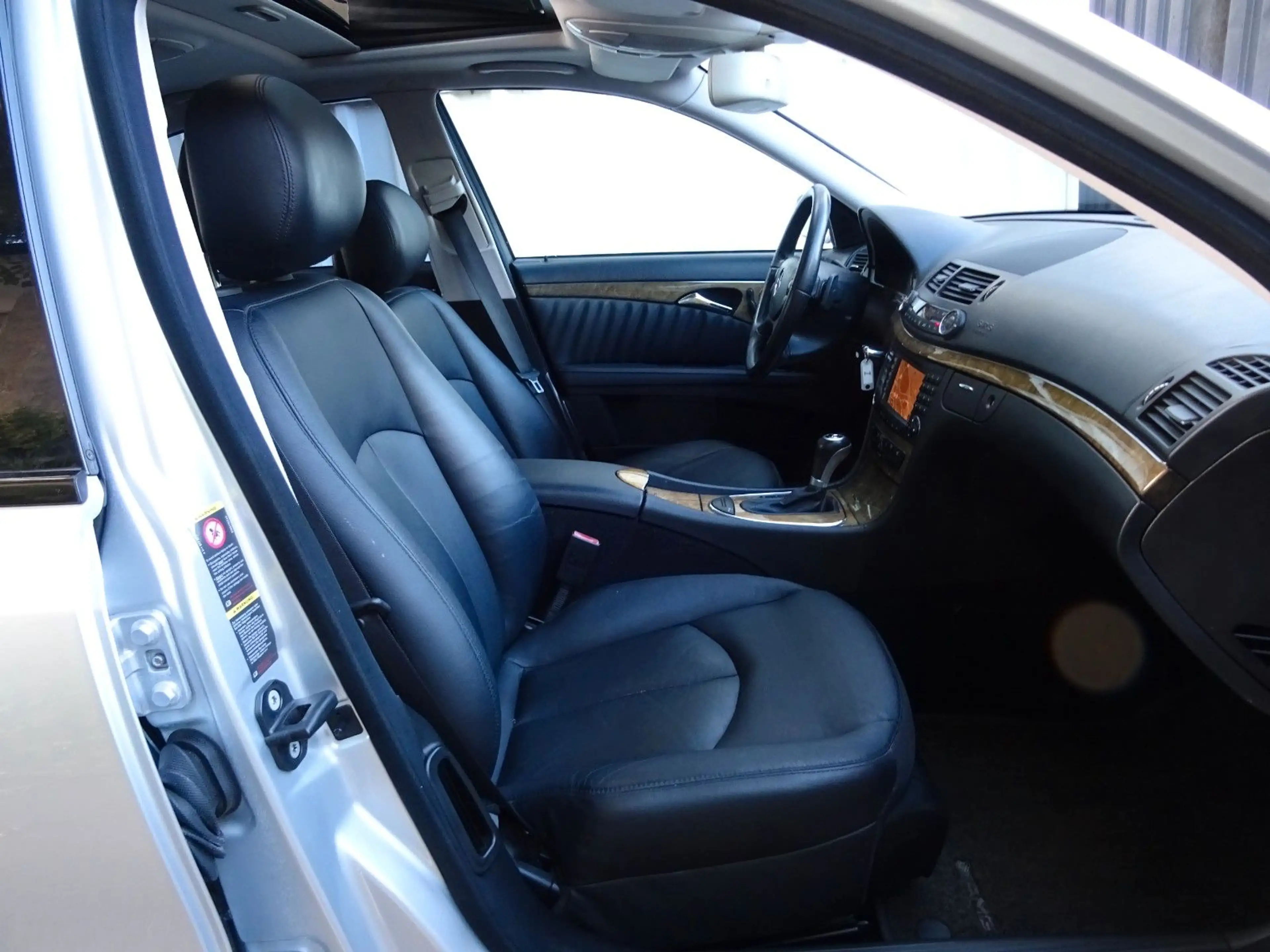 Mercedes-Benz E 350 CGI Avantgarde Sportpaket Comand 18"AMG — photo 15