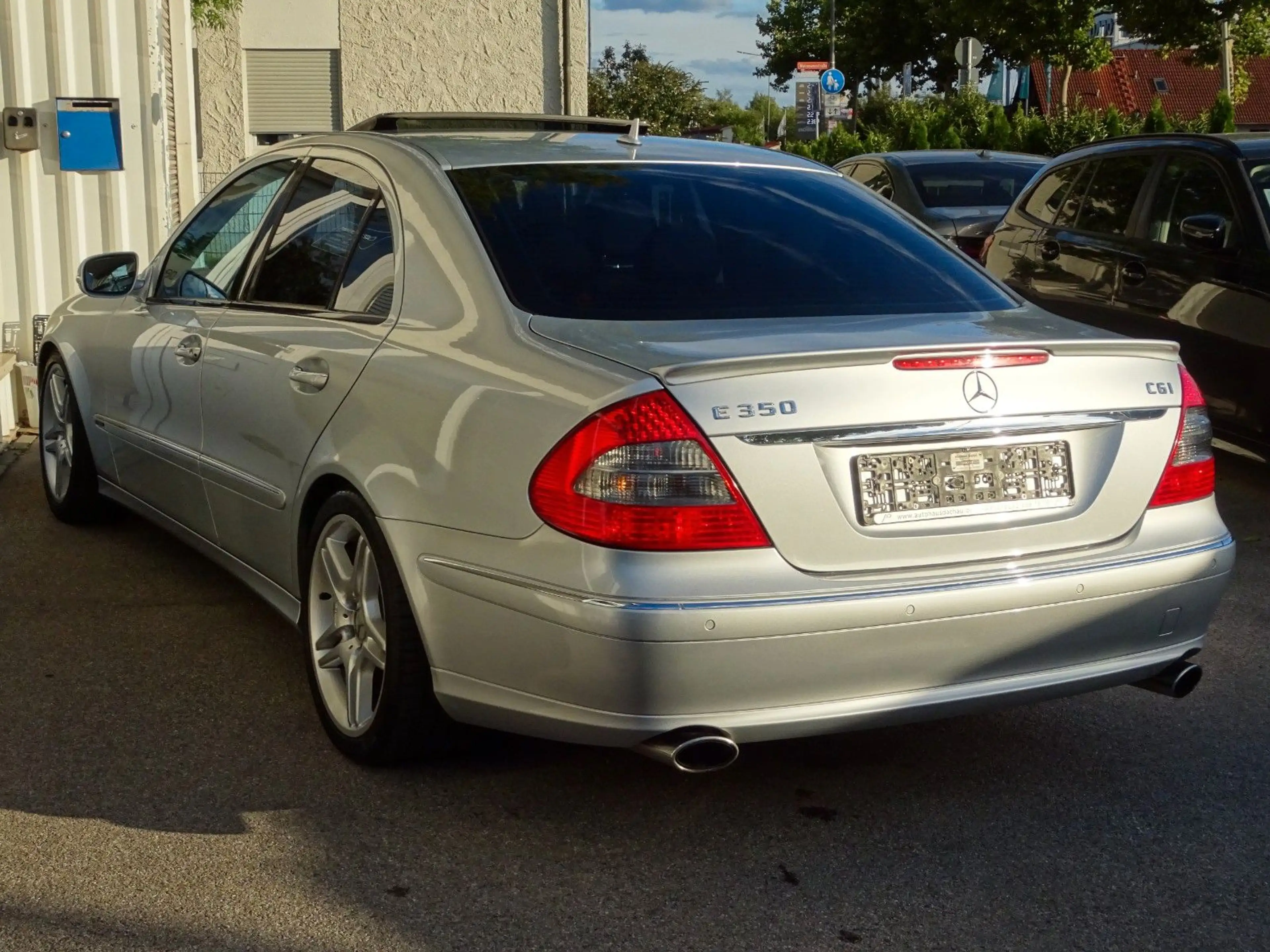 Mercedes-Benz E 350 CGI Avantgarde Sportpaket Comand 18"AMG — photo 4