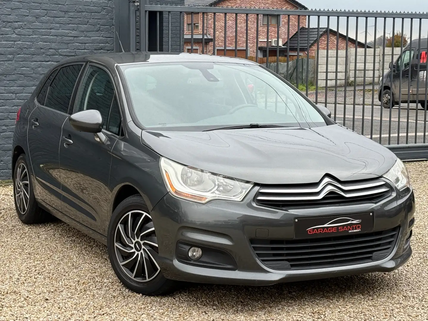 Citroen C4 C4 1.6 e-HDi Collection / Boîte Automatique / Gris - 2