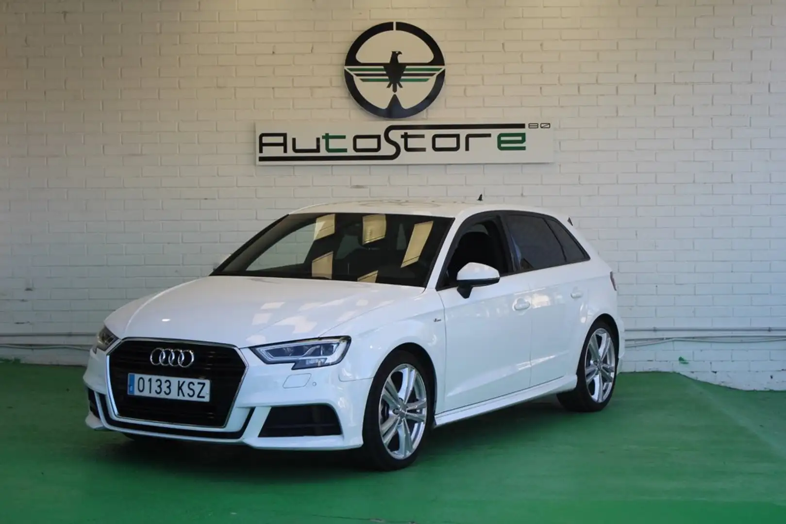 Audi A3 S line edition 1.6 TDI 85kW Sportback Weiß - 1