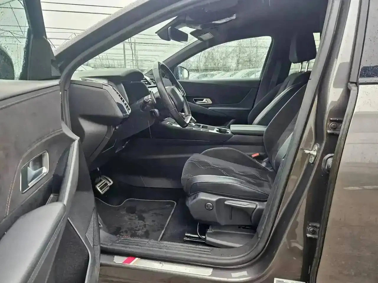 2023 DS Automobiles DS 7 1.5 bluehdi Performance Line 130cv - GP947FJ, photograph 9