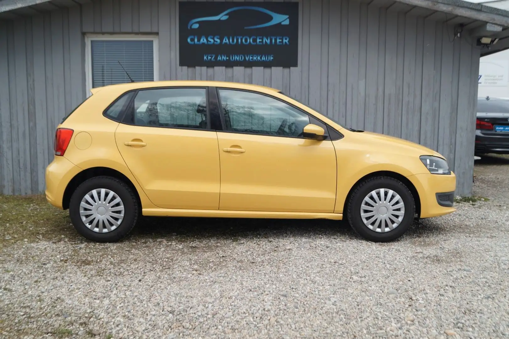 Volkswagen Polo V Comfortline 1.4|2.Hand|TÜV 09/27 Gelb - 2