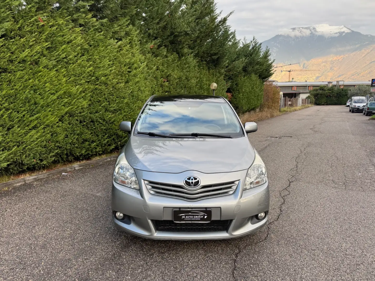 Toyota Verso Verso 2.0 D Luxury Pack 7 posti Argento - 2