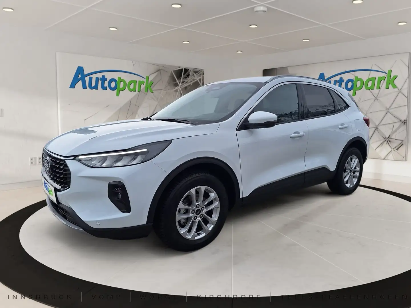 Ford Kuga Titanium Hybrid FHEV AWD Weiß - 1