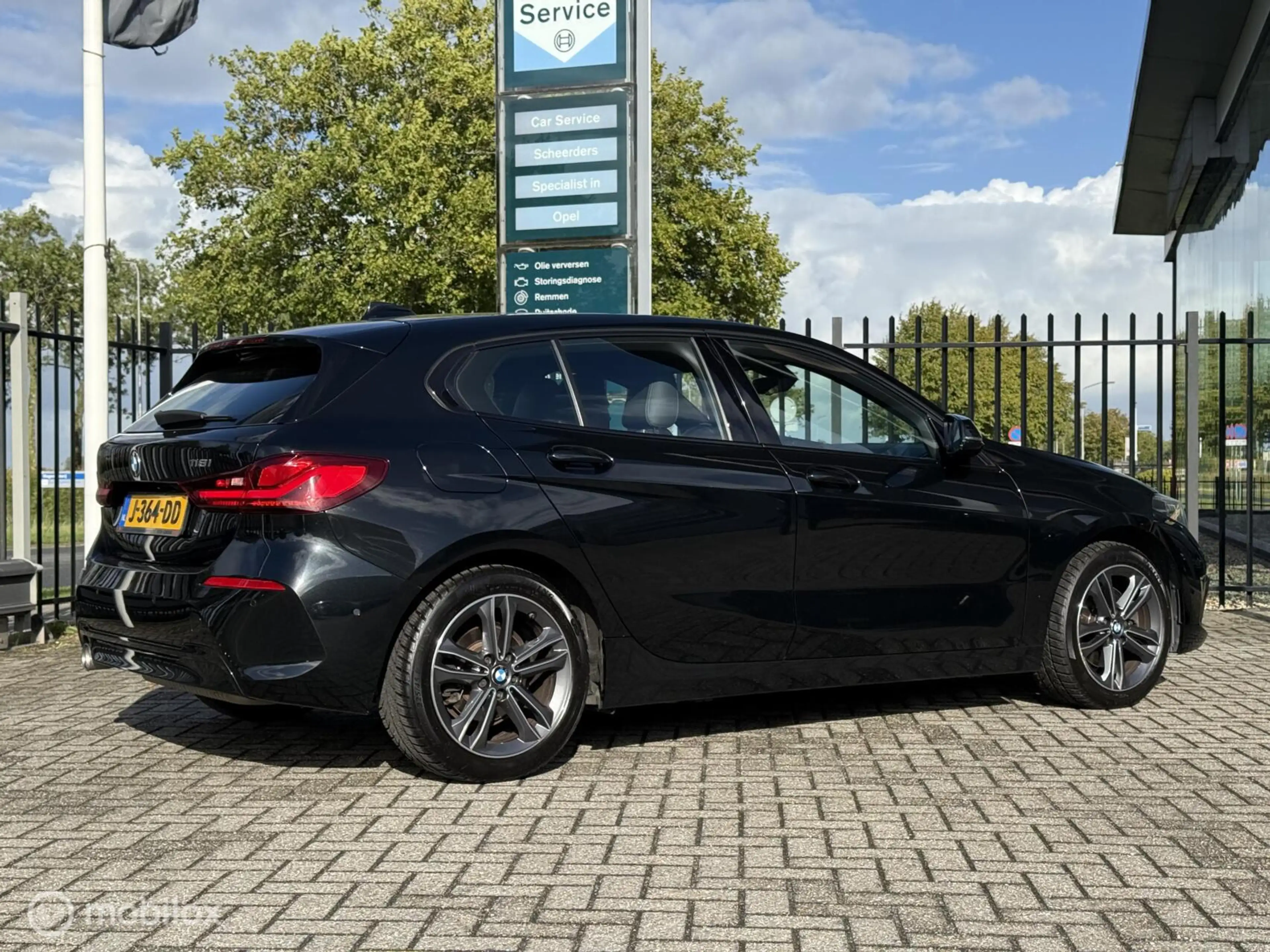 BMW 118 1-serie 118i EDE Corporate Lease M Sport | Leer |C — photo 5