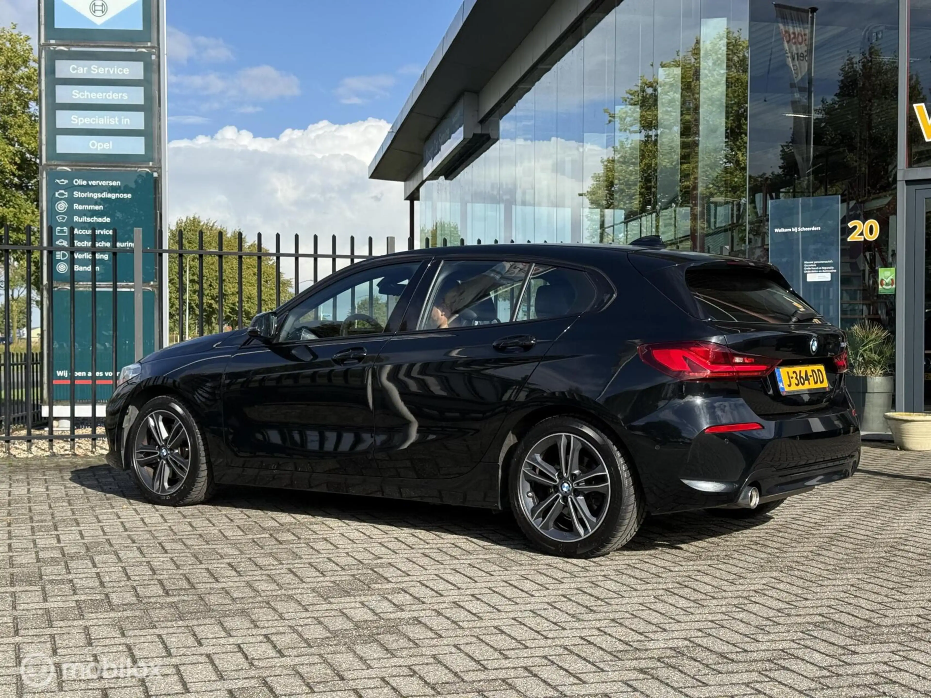 BMW 118 1-serie 118i EDE Corporate Lease M Sport | Leer |C — photo 8