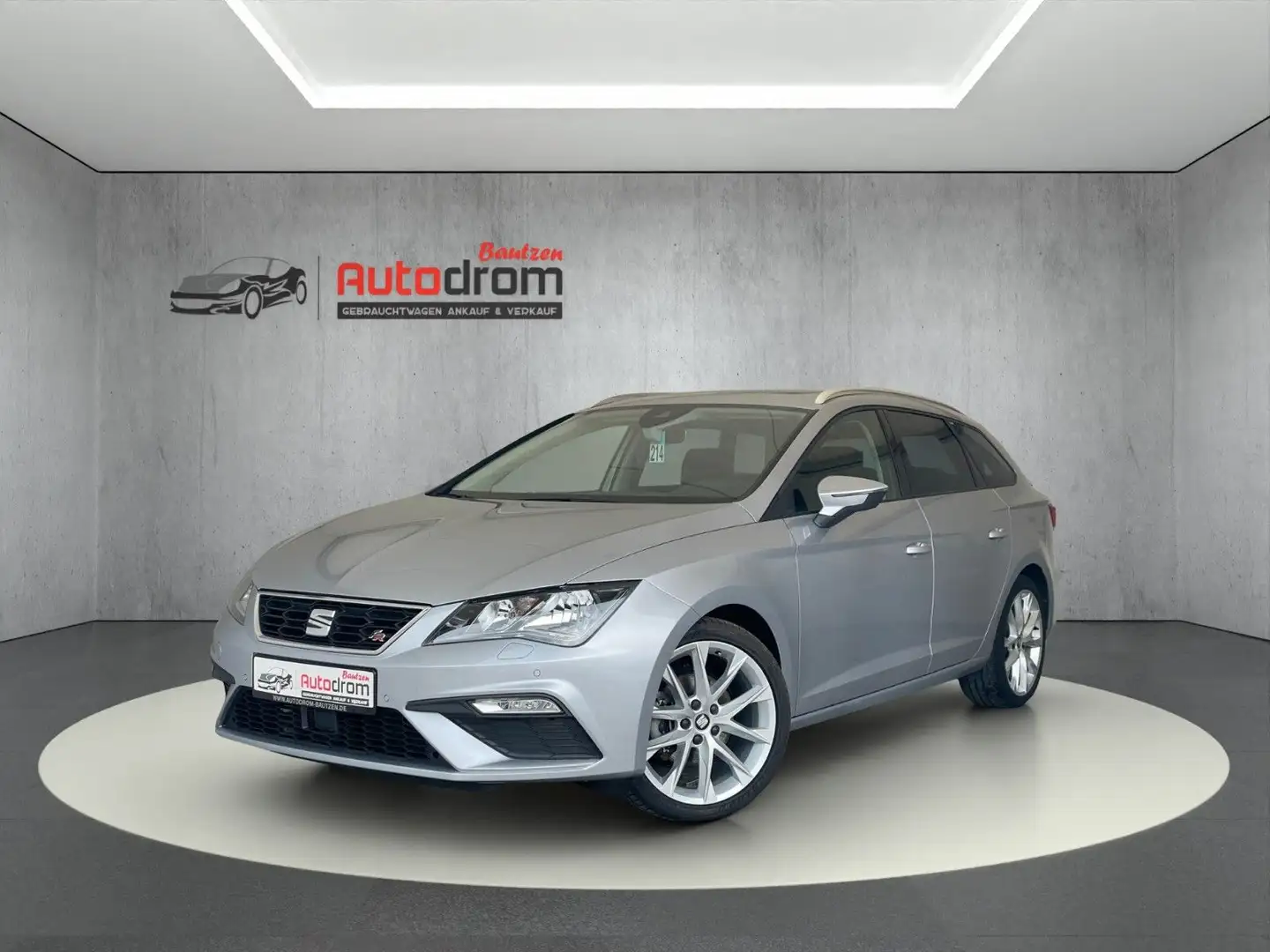 SEAT Leon ST FR PDC DAB Navi Panorama Plateado - 1