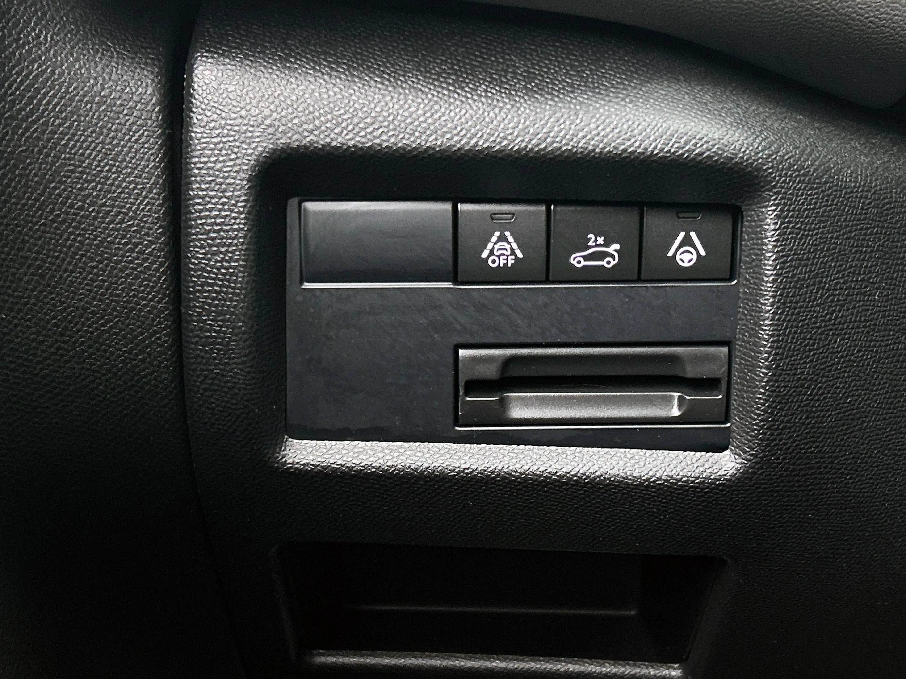 Citroen C5 Aircross 1.6 PureTech Shine | Automaat | LMV | Trekhaak — photo 15