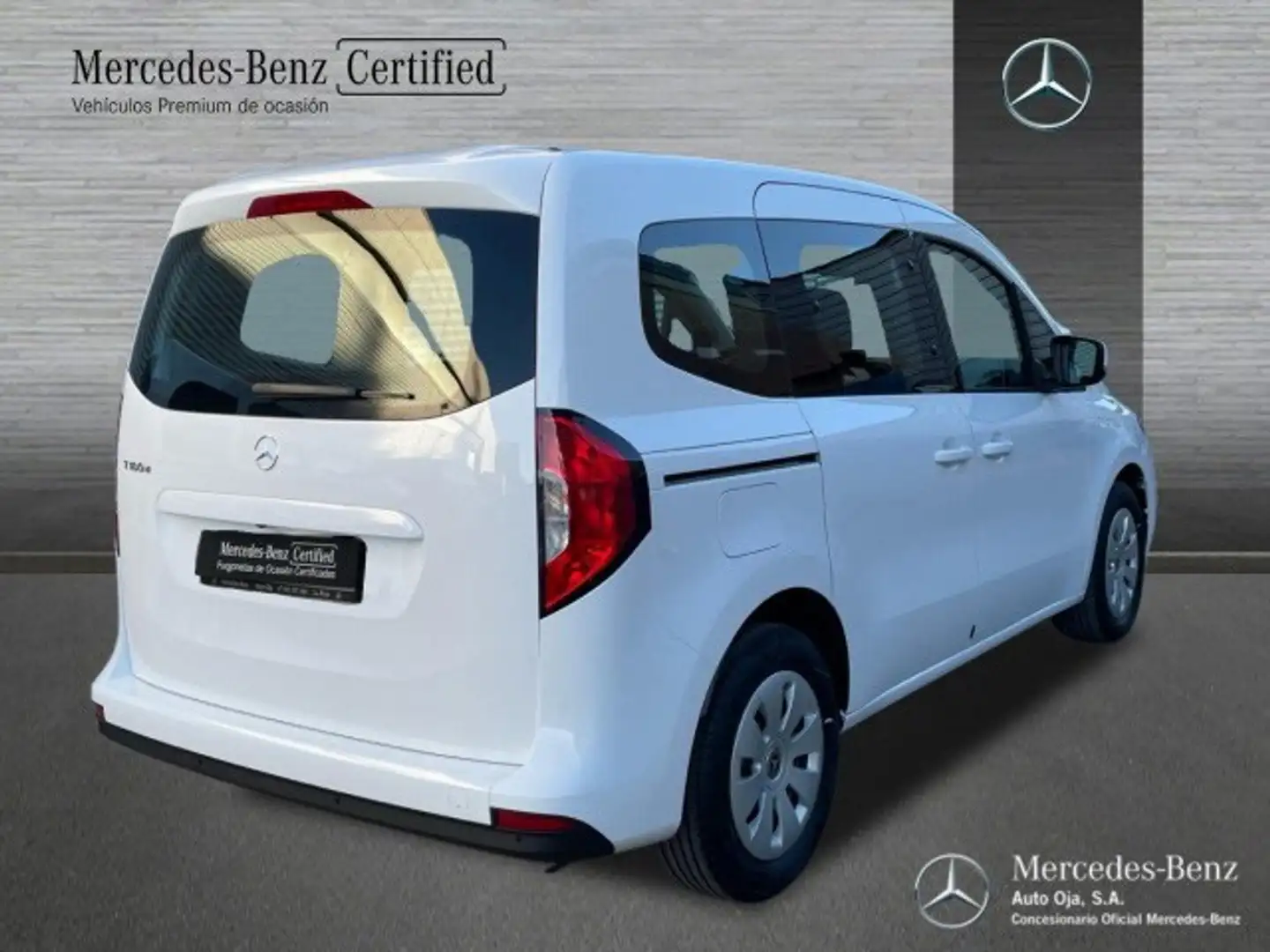 Mercedes-Benz T-Class 180d - 2