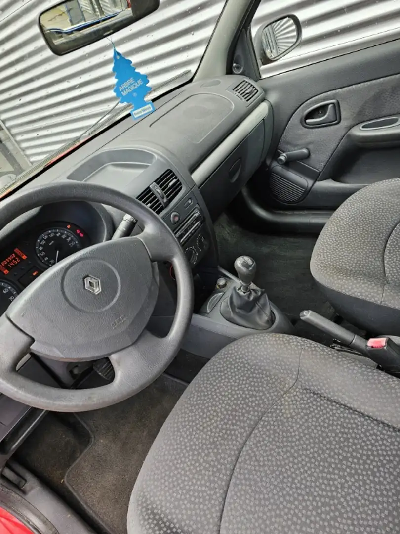 Renault Clio 1.2 Rood - 2
