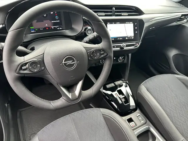 Opel Corsa view 9