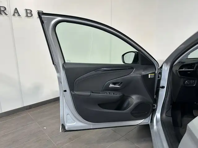 Opel Corsa view 6