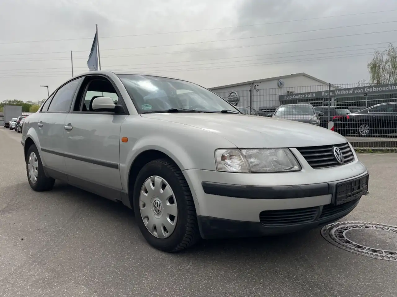 Volkswagen Passat 1.8 T Basis* Automatik, foto 1