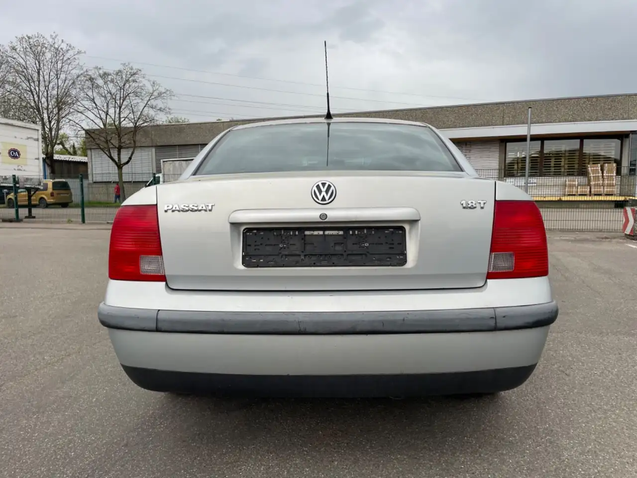 Volkswagen Passat 1.8 T Basis* Automatik, foto 8