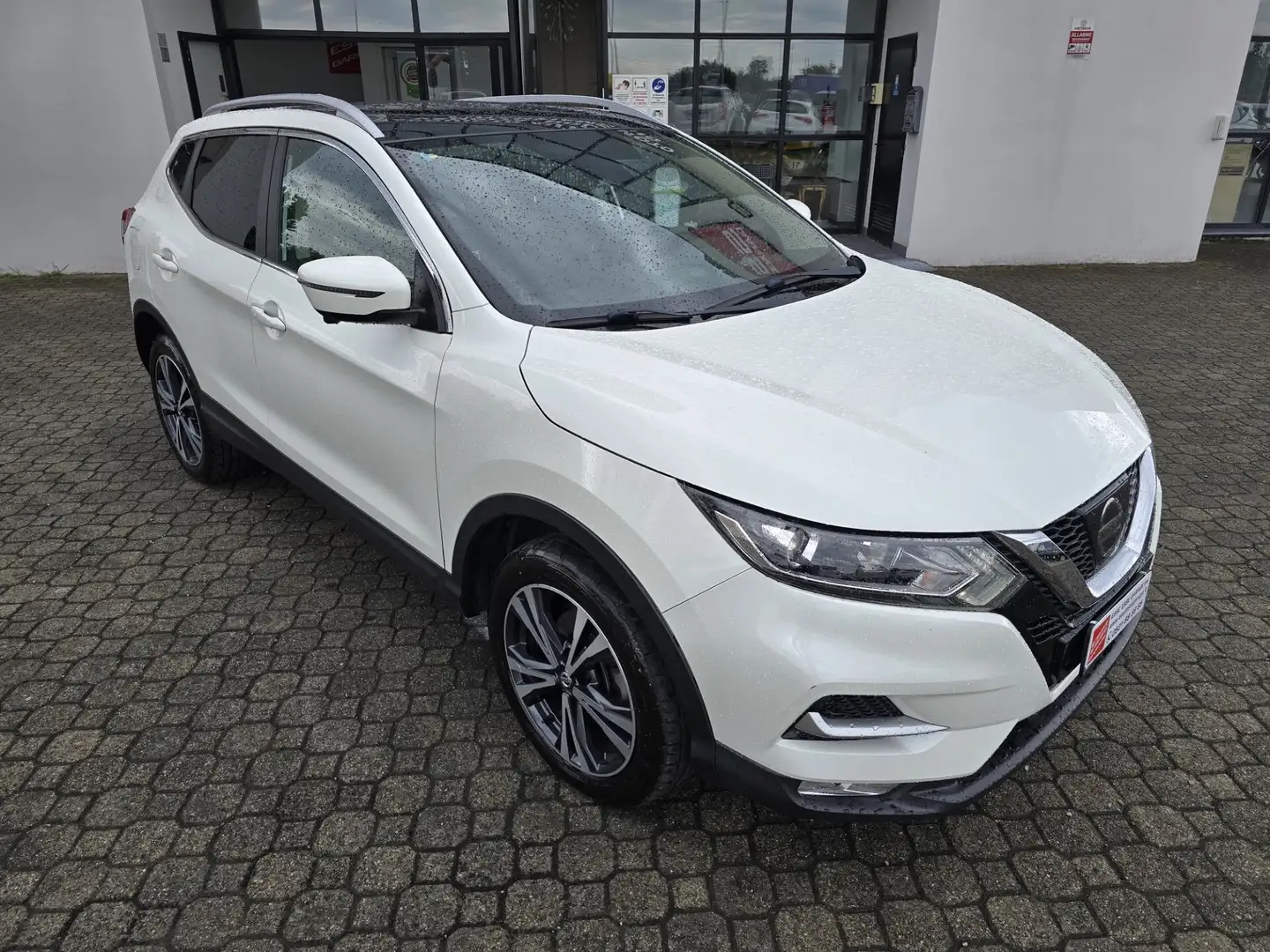 Nissan Qashqai Qashqai 1.5 dCi N-Connecta Wit - 2