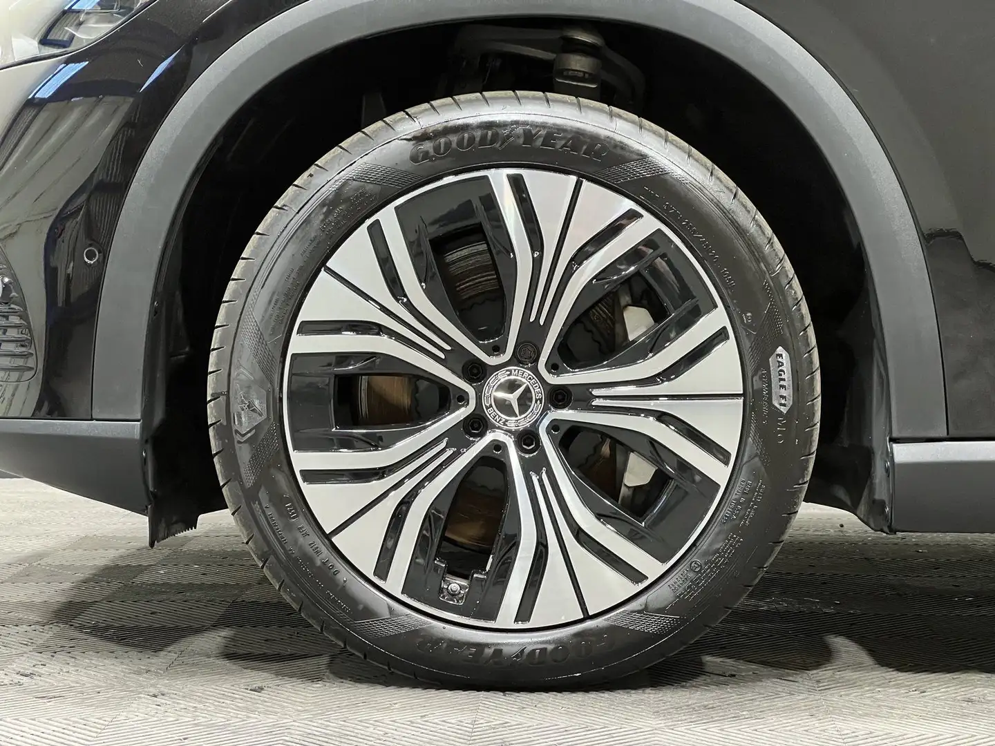 Mercedes-Benz EQE 350 4M Electric Art Premium AHK+Pano+4xSHZ Чёрный - 2